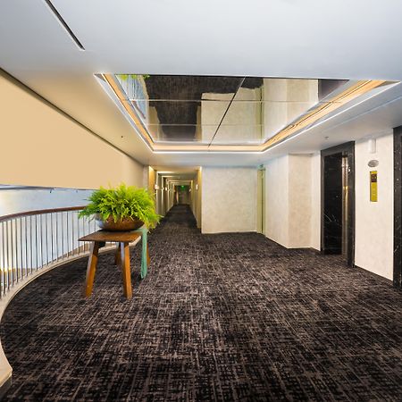 Oakwood Suites Kuningan Jacarta Exterior foto