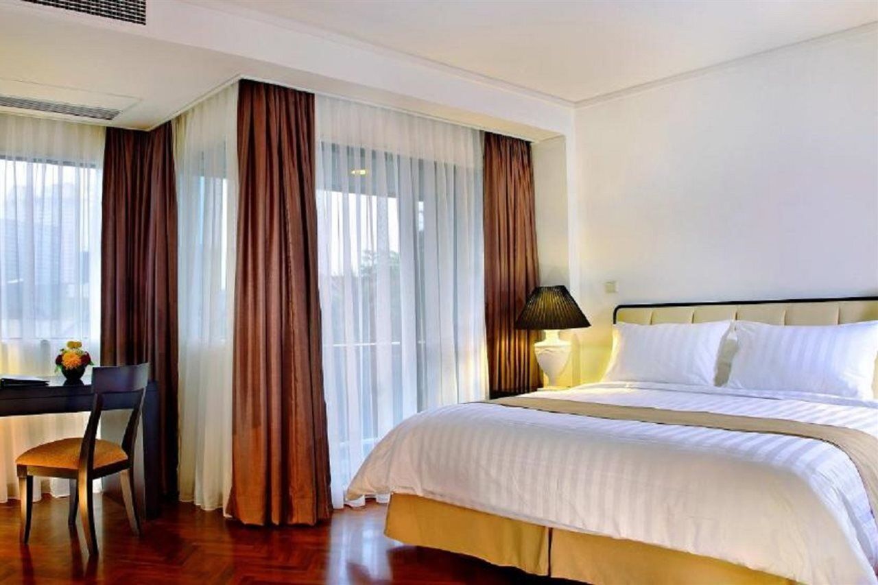 Oakwood Suites Kuningan Jacarta Exterior foto